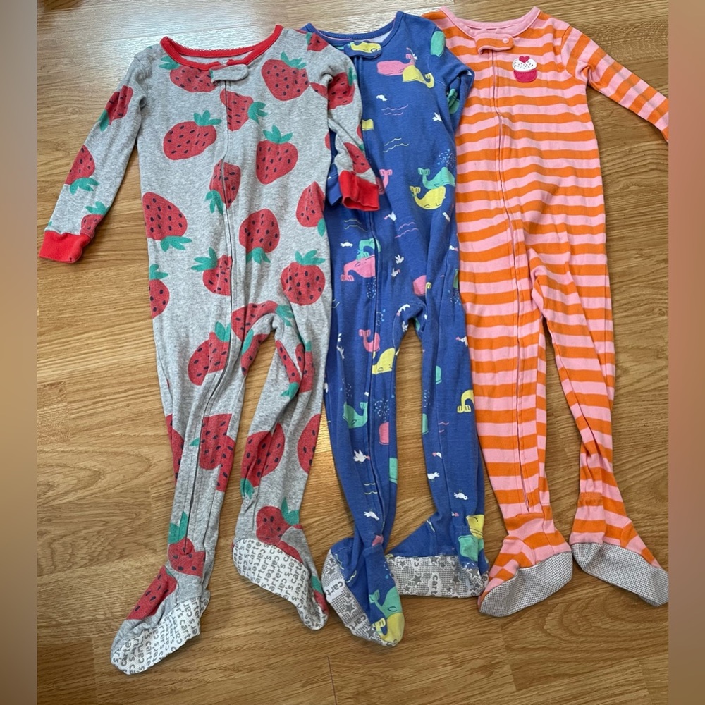 Bundle, 3 toddler girls, size 24 month zip up footed pajamas